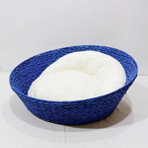 Cama para Mascotas Hecha a Mano con Jacinto de Agua, Cesta Tejida para Perros y Gatos con Cojín Suave, Nido Natural para Mascotas - Product Image 1