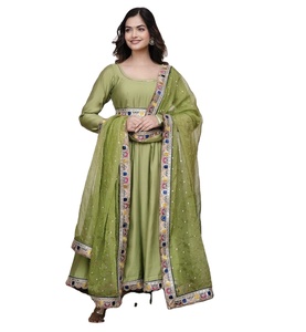 Vestido de trabajo con Secuencia de bordado de seda Chinon de diseñador de Fab Zone para ropa india y pakistaní - Product Image 1