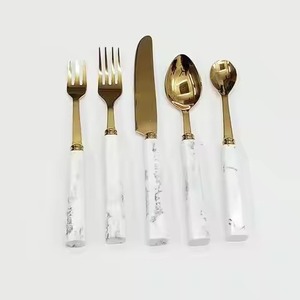 Ensemble de couverts de style moderne, poignée en marbre noir et or, acier inoxydable, 5 pièces, ensemble de couverts de luxe pour hôtel, vaisselle de haute qualité pour la restauration fine - Product Image 5