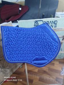 BRAND ZONE Tapis de selle matelassés personnalisés avec logo de l'entreprise, accessoires pour chevaux, tapis de selle, numnah, équipement équestre, équitation - Product Image 2