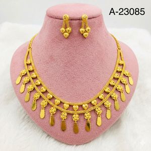 ชุดเครื่องประดับ MOLL JEWELLERS สร้อยคอและต่างหูรูปดอกไม้ ชุบทอง 24K ทำจากโลหะผสมสังกะสี ประดับเพชรซิร์คอน สำหรับผู้หญิง เหมาะสำหรับงานหมั้น งานแต่งงาน ของขวัญ - Product Image 3