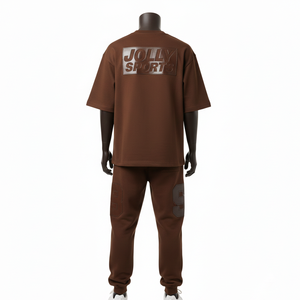 Ensemble t-shirt et pantalon homme en molleton de coton premium 300 GSM marron avec empiècements de logo en caoutchouc embossé - Product Image 2