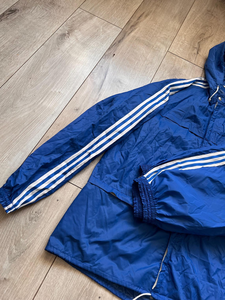 Veste coupe-vent à capuche bleue pour homme, manches longues, rayée, sportive, légère, en polyester, pour le printemps, vêtements d'extérieur - Product Image 5