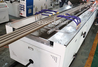 Ligne de production d'extrusion de plancher de terrasse Composited WPC/revêtement mural WPC faisant la machine