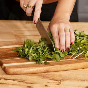 Tabla de Cortar Multiusos de Madera para Servir Pan y Aperitivos, Apta para Lavavajillas, Fácil de Limpiar, No Tóxica - Product Image 1