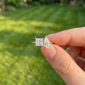 Bague en argent 925 avec moissanite, taille brillant rond, bijoux fins étincelants, bague tendance, cadeau élégant pour femme - Product Image 3