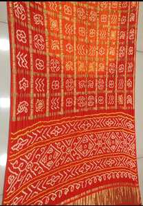 Hermoso Sari Tradicional de Seda Pura Suave con Estampado Bandhani de AISHA BANDHEJ, Origen Rajasthan, Secado Rápido para Mujeres - Ocasiones de Fiesta - Product Image 2