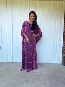 Kaftan violet à col bateau pour femme, idéal pour la plage, les vacances, les croisières et les soirées à la piscine - Product Image 3