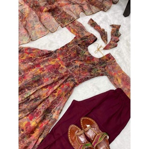 ชุดราตรีพิมพ์ลายดิจิทัลผ้าโปร่งบางทันสมัยมีสีพีช dupatta - Product Image 5