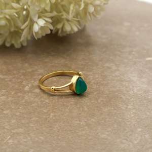 Boho Pear Green Onyx Brass <b>Ring</b> 14K Gold Plated <b>Split</b> Shank Minimalist Statement Unisex Engagement Jewelry - Product Image 2