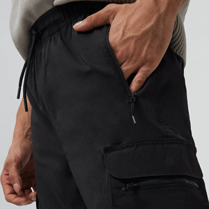 Último Diseño Pantalones Deportivos Negros Lavados para Hombre con Logotipo Personalizado, Pantalones Transpirables con Solapa en la Pierna y Cremalleras y Bolsillo Trasero - Product Image 5