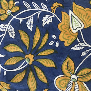 Tela de algodón estampada a mano – Base azul índigo con estampado floral amarillo mostaza, textil tradicional indio - Product Image 3