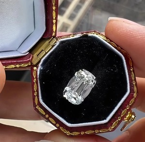 Lab Grown Diamond Wholesale 2.5CT <b>Long</b> <b>Cushion</b> G VS1 IGI Certified CVD Manufacturer for Wholesale Diamond Dealers and Importers - Product Image 3