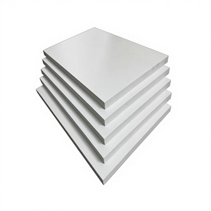 Paneles de Pared Interiores Resistentes al Fuego y a los Rayos UV de PE/PVC Blanco Pima, 25 mm de Espesor, Densidad de 0.6 G/cm3, Utilizados para Decoraciones y Corte - Product Image 1