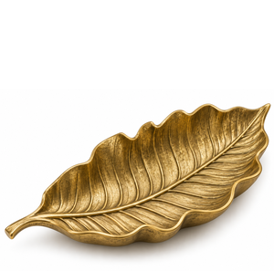 Plateau décoratif en forme de feuille dorée, plateau de service en métal fait main avec des détails botaniques sculptés et un bord surélevé pour la table - Product Image 1