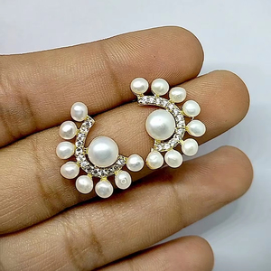 Pendientes de Perlas de Agua Dulce de Lujo, Diseño Redondo, Pendientes de Latón Chapados en Oro para Mujer, Joyería para Bodas y Fiestas - Product Image 1