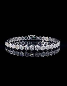 Bracelet tennis en moissanite scintillante taille hexagonale pour femme, en argent 925, bijoux fins, idéal pour mariage ou cadeau pour partenaire - Product Image 3