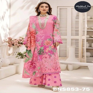Proveedor de conjuntos de salwar-kameez y dupatta de algodón de calidad de exportación india con estampado y bordado, procedente de la India. - Product Image 1