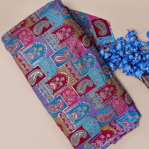 ผ้าเครปปักลายดอกไม้สีเทอร์ควอยซ์และสีม่วงแดงลายเพสลีย์ ประดับเลื่อม สำหรับชุดคาฟทันหรูหรา ชุดราตรี และเสื้อผ้าดีไซเนอร์ - Product Image 6