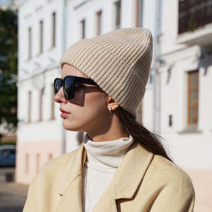 Gorros de Invierno Personalizados con Logotipo Bordado para Hombre y Mujer, Tejido de Punto Acrílico, Algodón, Cachemira y Lana Merino, Diseño de Marca - Product Image 3