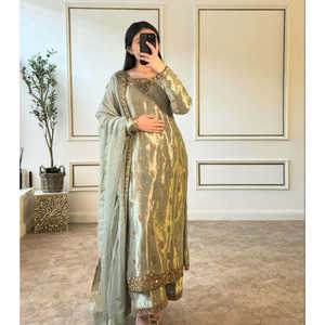 Top de fiesta para mujer de diseñador-Conjunto Plazzo y Dupatta con bordado - Product Image 6