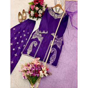 Hermoso conjunto de Dupatta superior y elegante para mujer para fiestas - Product Image 4
