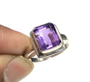 Bague en améthyste naturelle, argent sterling 925 massif, taille carrée, faite à la main, style bohème, forme fleur, certifiée par un tiers - Product Image 1