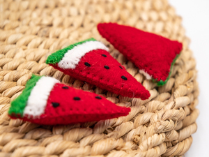 Rodajas de sandía de fieltro de lana de 6 cm, rodajas de frutas de fieltro, frutas de fieltro de lana para juegos de simulación: comercio justo y hecho a mano - Product Image 6