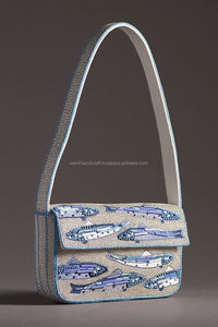 กระเป๋าถือปักลายคุณภาพสูงสำหรับผู้หญิง ประดับลูกปัดหลากสี เหมาะสำหรับงานเลี้ยงกลางคืน ปิดด้วยซิป ขนาดใหญ่ ทันสมัย - Product Image 3