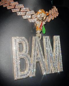 Colgante de Lujo Personalizado con Letra BAM de Plata de Ley 925 Bañado en Oro de 18K, Estilo Hip Hop, con Dibujos Animados y Baquetas Heladas para Hombre - Product Image 6