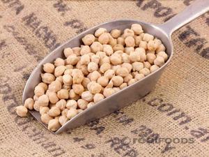 Pois chiches biologiques extra-larges Desi (haricots garbanzo) séchés AD 100 % naturels pour la consommation humaine, emballage en vrac, France - Product Image 6