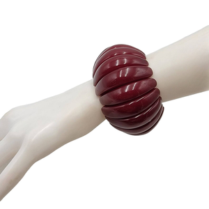 Brazalete de Resina de Alta Calidad, Personalizado, con Dijes - Product Image 1