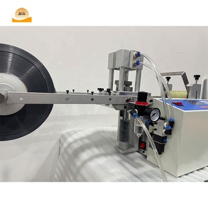 Machine de dé<span class=keywords><strong>coupe</strong></span> à plat professionnelle pour joints en <span class=keywords><strong>plastique</strong></span> PVC/PET personnalisés pour équipements électroniques - Product Image 5