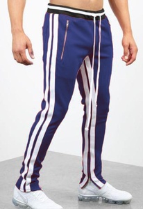 Pantalon de survêtement personnalisé en polyester pour homme – Style streetwear, idéal pour la gym et le jogging - Product Image 3