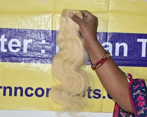 Vente en gros 100% naturel blond Bodywave faisceaux cuticule aligné indien Remy extensions de cheveux humains qualité du vendeur - Product Image 3