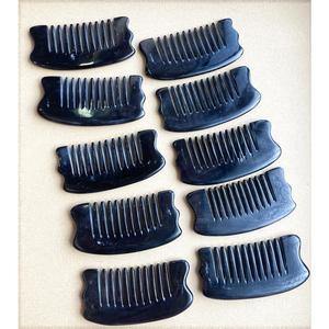 Peigne à barbe artisanal en corne de buffle, peigne de poche en corne naturelle, mini peigne de toilettage, accessoire démêlant lisse et poli pour hommes - Product Image 1
