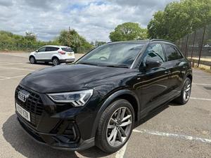 BONNE AFFAIRE 2021 Q3 1.5 TFSI COD 35 BLACK EDIITION S TRONIIC EURO 6 5DR - Product Image 3