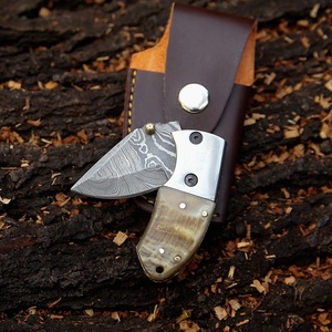 Couteau de chasse miniature artisanal en acier Damas, haute qualité, qualité industrielle, logo personnalisé OEM, étui en cuir, USA EU - Product Image 1