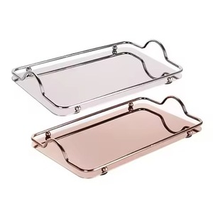 Plateau de service rectangulaire en métal, or rose et argent, design moderne, durable, pour les fêtes, en acier inoxydable - Product Image 1