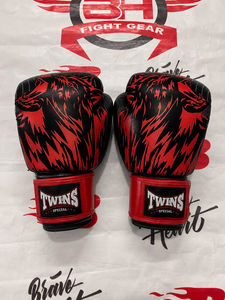 นวมชกมวย Twins Boxing Gloves สีดำและชมพู ดีไซน์แบบติดตีนตุ๊กแก วัสดุหนัง อุปกรณ์ศิลปะการต่อสู้สำหรับผู้ใหญ่และเยาวชน - Product Image 5