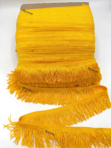 Ribete de encaje dorado con flecos y borlas para coser, ideal para ropa DIY y decoración del hogar - Product Image 3