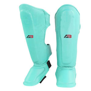 Protections de tibia en tissu confortable, design personnalisé avec votre propre logo, sangles réglables, pour l'entraînement. - Product Image 1