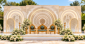 Impresionantes paneles de arco de espejo para bodas de ensueño, marco de espejo para escenario nocturno de recepción, marcos de espejo dorados para Walima, Reino Unido. - Product Image 5