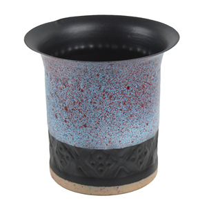 Verre à boire coloré au design ironique en métal, finition colorée de qualité supérieure pour la décoration de la maison, des restaurants et des hôtels - Product Image 1