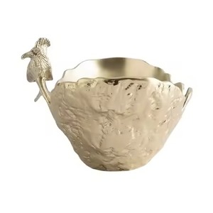 Ramadan Dining Metal Dates Bowl with Lid Luxury Dry Fruit Presentation Bowl for Banquet and Party Use - Product Image 5