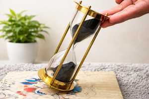 Sand <b>timer</b> glass Metal Frame Silver Hourglass Sand <b>Timer</b> Sand Clock for home decor in wholesale low moq price - Product Image 3