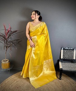 NEW ARRIVAL BANARASI <b>TISSUE</b> SILK WEAVING ZARI WORK FLOOR-LENGTH SAREE UNSTITCHED BLOUSE ETHEIC FESTIVE WEAR QUICK DRY <b>WEDDING</b> - Product Image 1