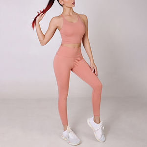 Vêtements de yoga OEM, usine de fabrication, vêtements de sport souples, extensibles et respirants pour femmes, entraînement physique et exportation mondiale - Product Image 4