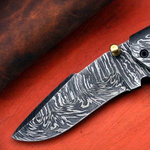 Couteau de poche en acier Damas à pointe clip, manche en bois, lame à bouton de pouce, épaisseur 0,35 mm, OEM, pour la chasse - Product Image 3