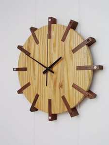 Reloj de Escritorio Creativo de Madera con Forma de Cubo, Base de Diamantes, Números Recortados, Silencioso, de Cuarzo, para Oficina - Product Image 6